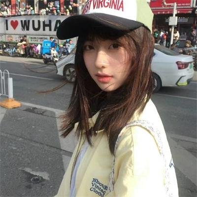女魔